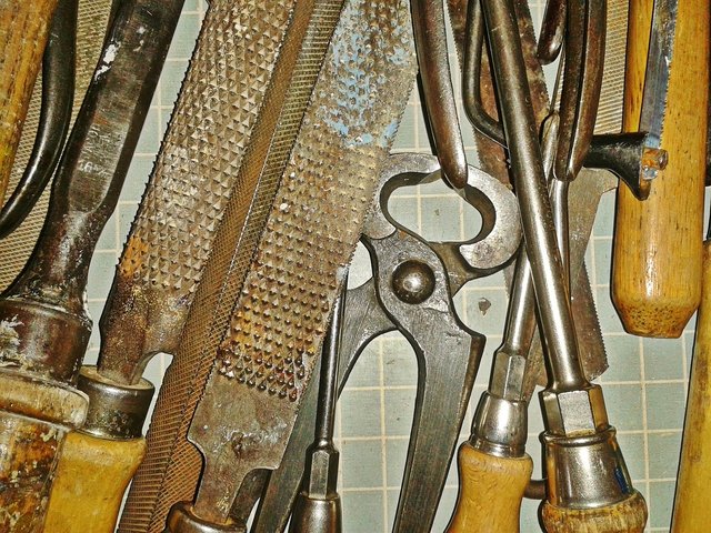 tool-1157298_1280.jpg