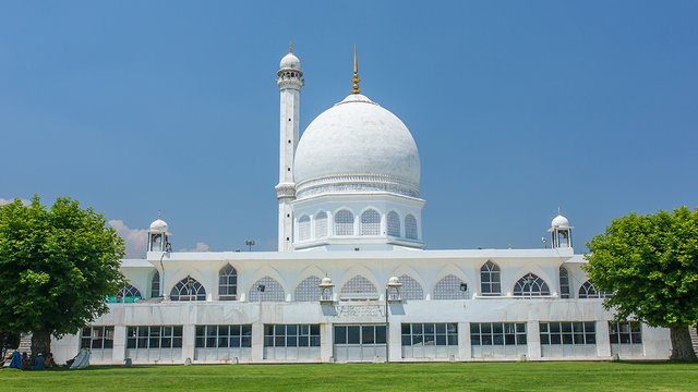 hazaratbal-shrine-kashmir.jpg