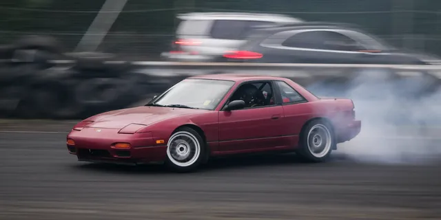 nissan-240sx-drift-1533732882.webp