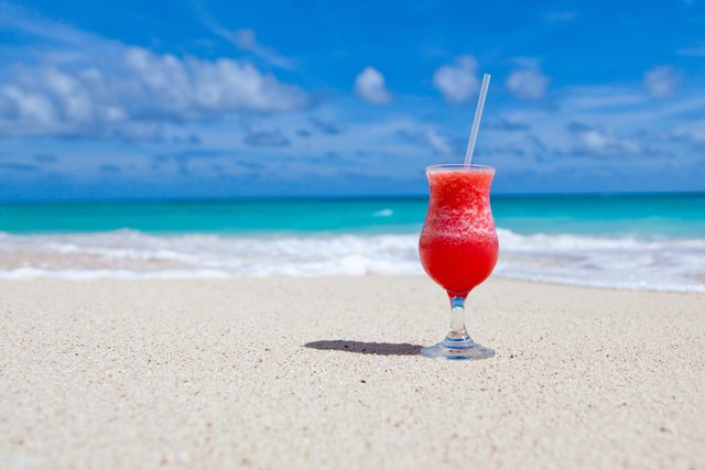 beach-beverage-cocktail-68672.jpg