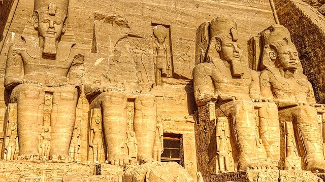 abu-simbel-temples-6342941_640.jpg