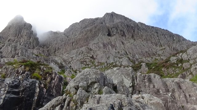 33 Amazing pinky-grey rocks and mist.jpg