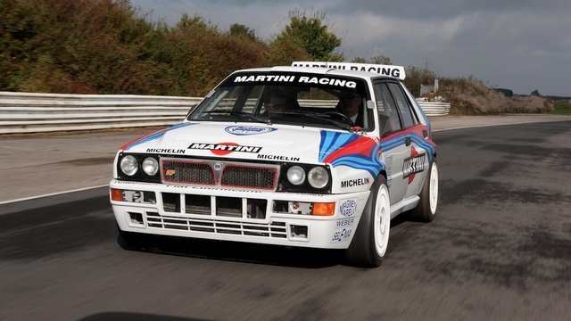 1990-lancia-delta-integrale-evo-auction (1).jpg