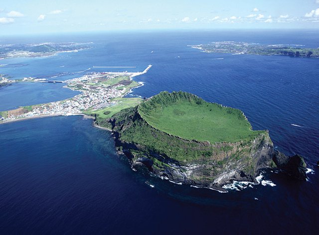 jeju island.jpg