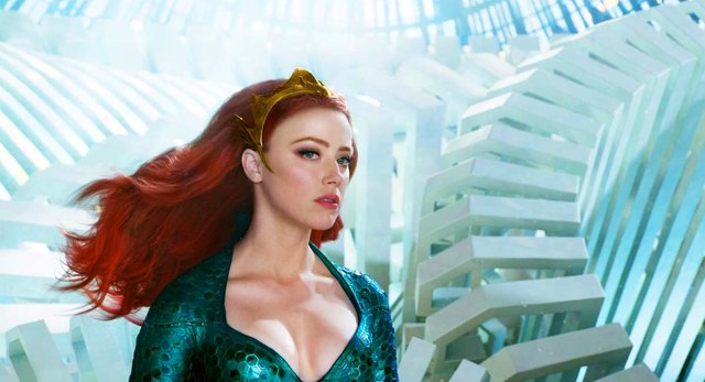 Warner-Bros.-considered-replacing-Amber-Heard-in-Aquaman-2.jpg