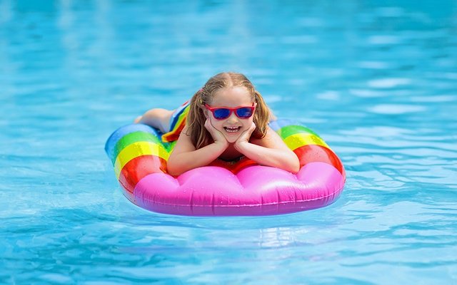 Swimming pool safety tips for kids.jpg