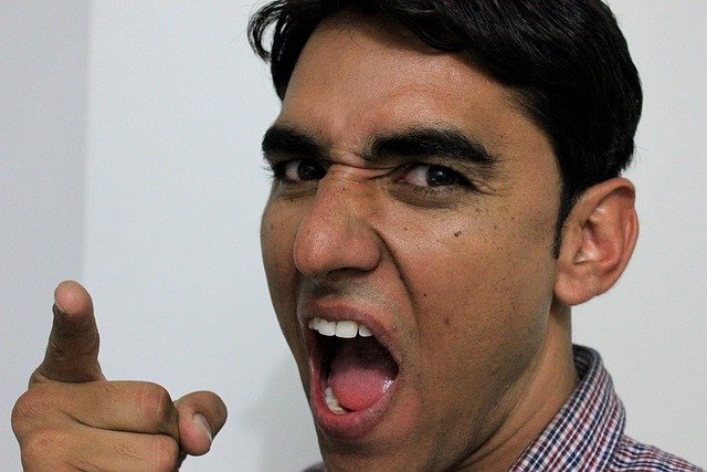 angry-man-274175_640.jpg
