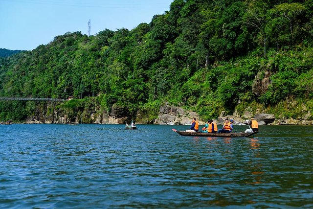 jaflong bangladesh river 1.jpg