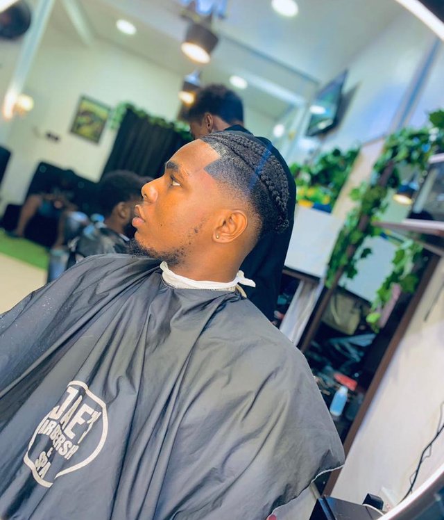 jaesbarbershop_1651316044442_2.jpg