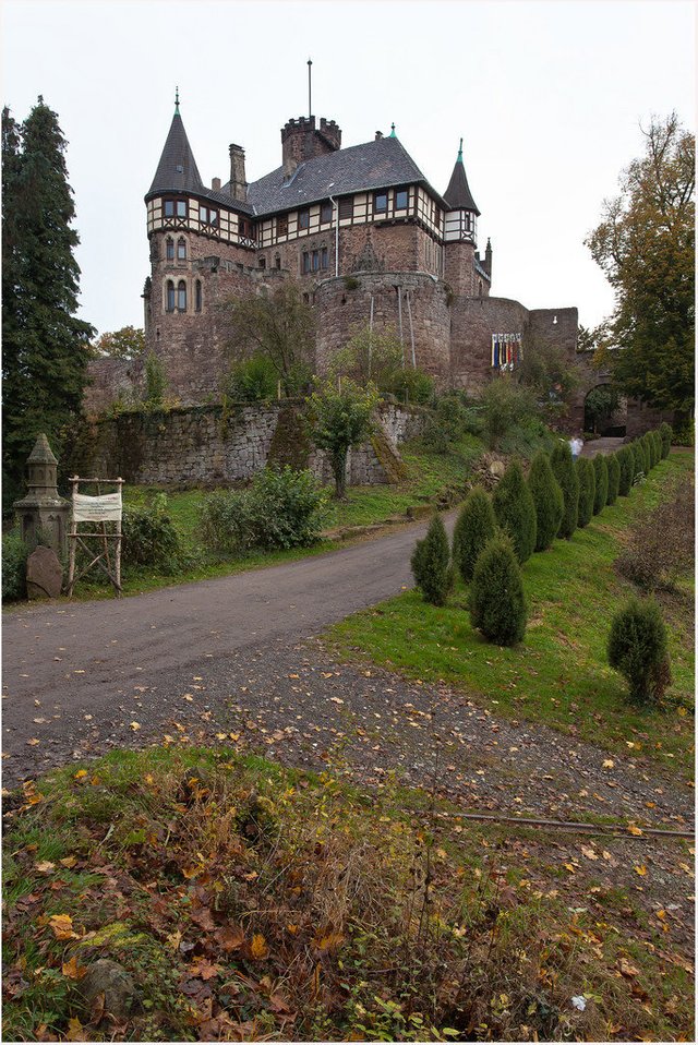 15529805241-berlepsch-castle (FILEminimizer).jpg