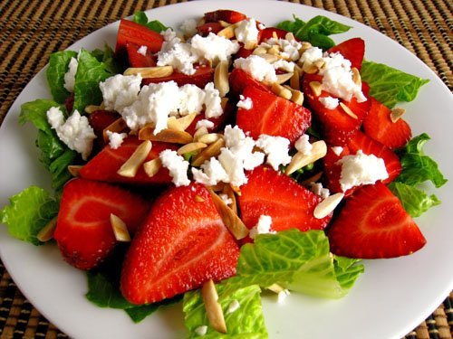 Strawberry and Feta Salad 500.jpg