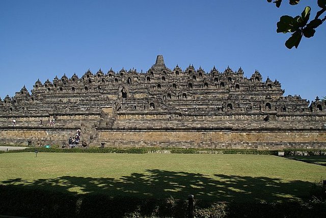 borobodur-large (2).jpg