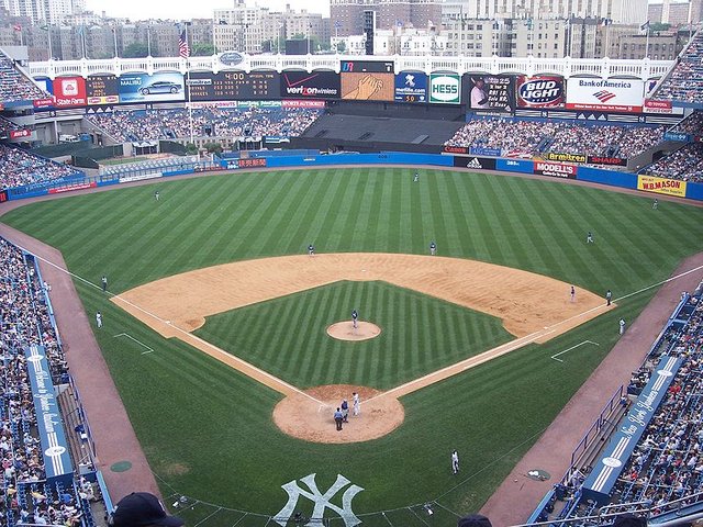 800px-Yankee_Stadium_Overview.jpg
