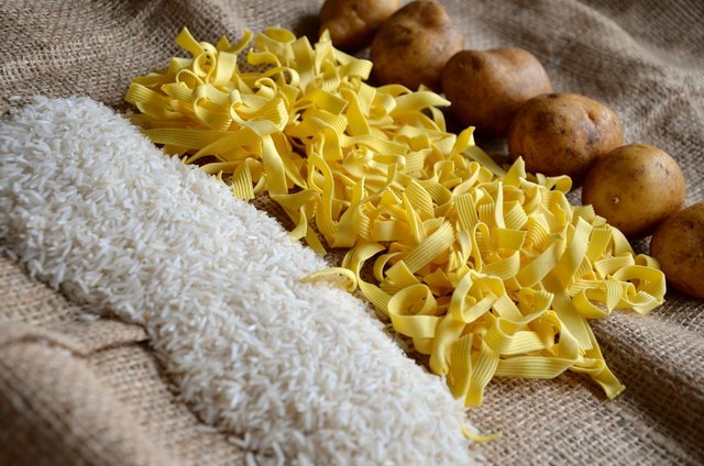 noodles-rice-potatoes-food-46280.jpeg