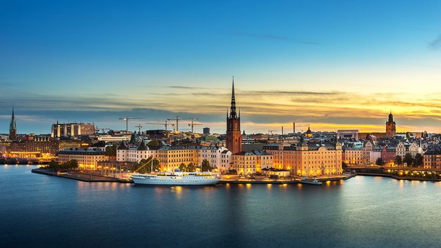 sunset-over-riddarholmen-chruch-in-old-town-stockholm-city--sweden-855564060-5ad546a404d1cf0037fbf9b3.jpg