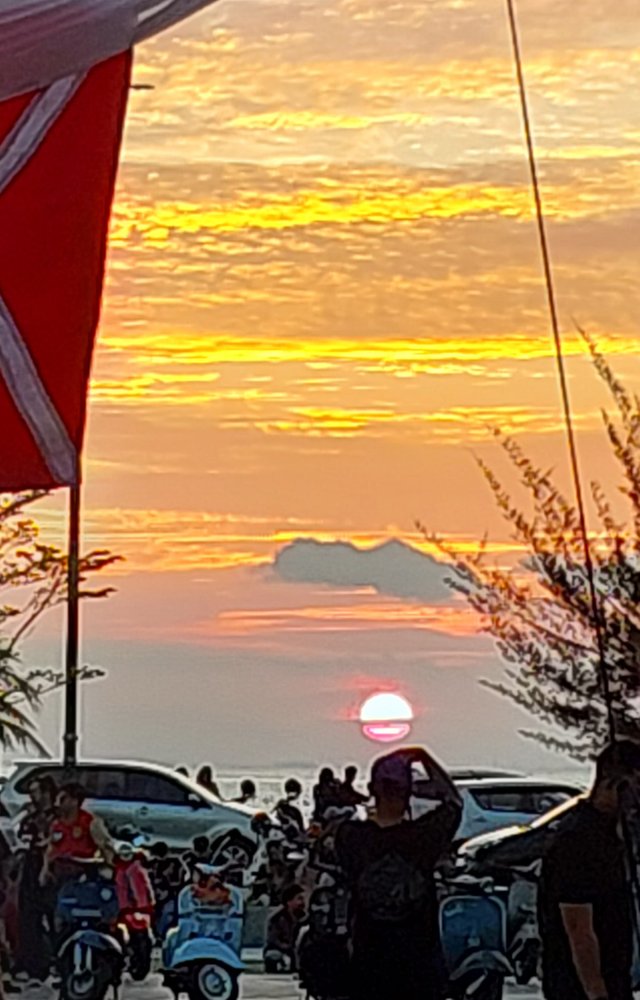 1001140285.jpg
