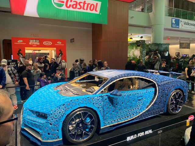 lego bugatti.jpg