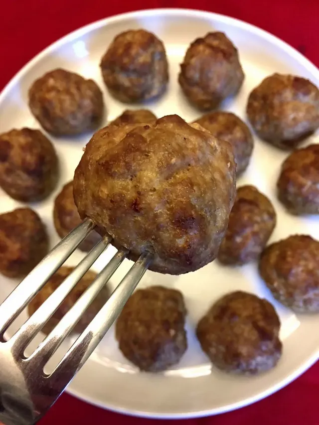 keto_baked_meatballs_recipe-1125x1500.webp