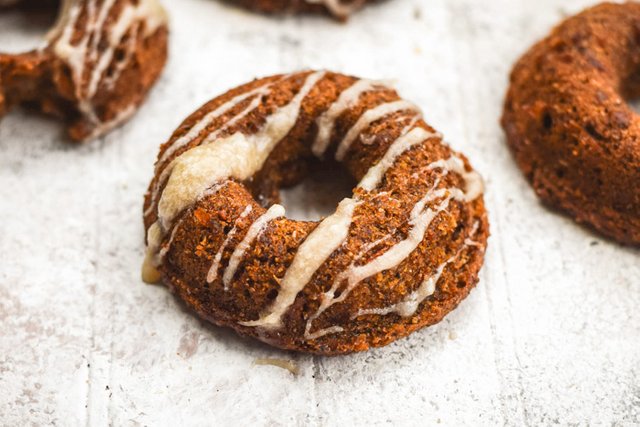Carrot Cake Baked Doughnuts & Maple Coconut Icing (Vegan)-2 (3).jpg