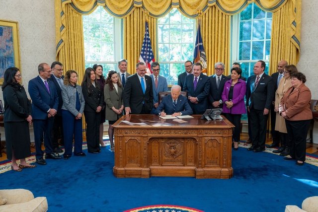 Over half of all Hispanic and Latino students attend a Hispanic-Serving Institution.__Today_ I was joined by the Hispanic Association of Colleges and Universities_ Unidos_ _SecCardona_ and studen_1.jpg