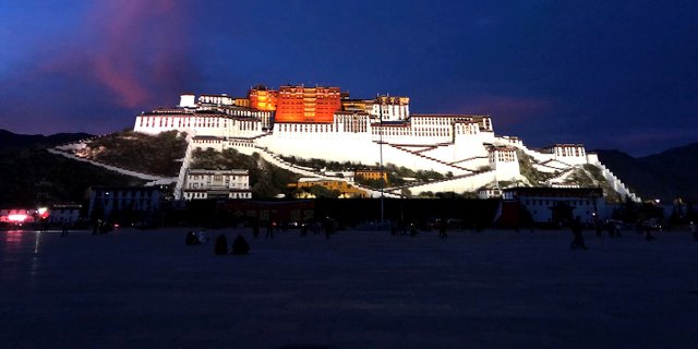 tibet-potala-palace-view.jpg