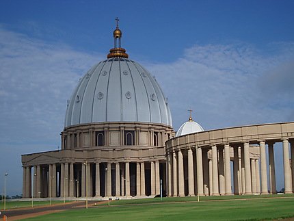 basilique_de_yamoussoukro.1383039.w430.jpg