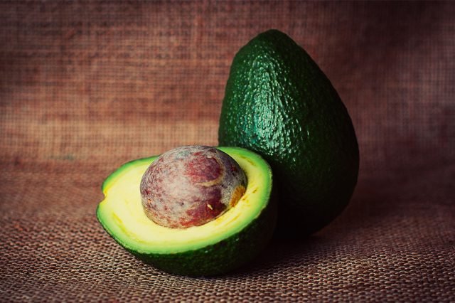 avocado-alpukat-2747213387.jpg