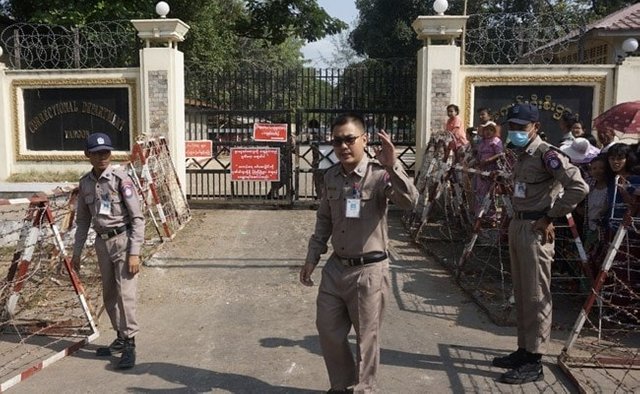 rh561h7o_myanmar-prison_625x300_17_April_22.jpeg