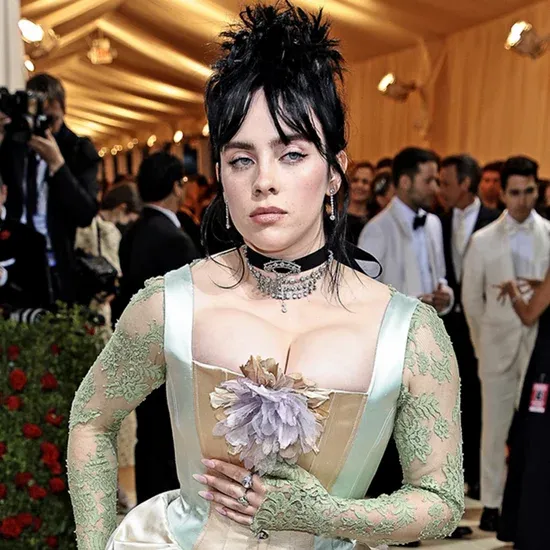 billie-eilish-gucci-met-gala-dress-2022.webp