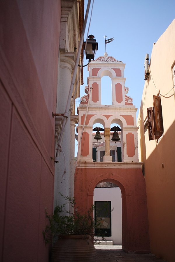 Corfu_Street_ph124_s.jpg