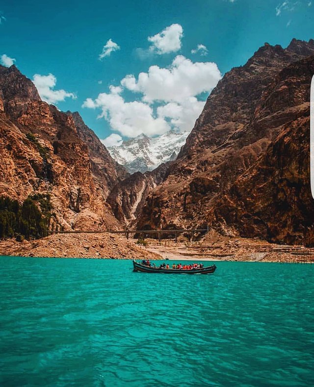 attabad lake.jpg