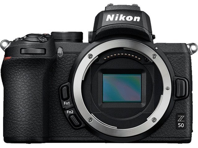 Nikon Z50_cr.jpg