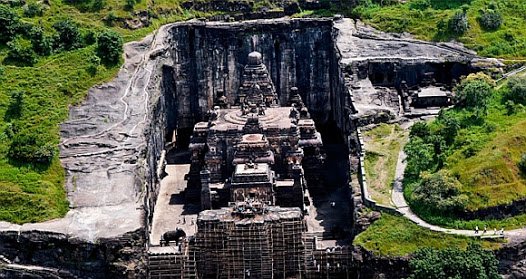 Bhagwan_Shiv_Kailash_Temple.jpg