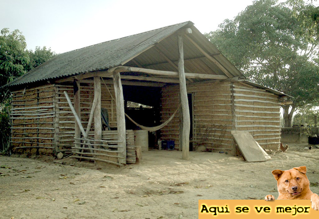 Bahareque_llanos_house_from_Venezuela.png