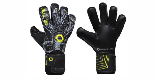 kids goalkeeper gloves.png