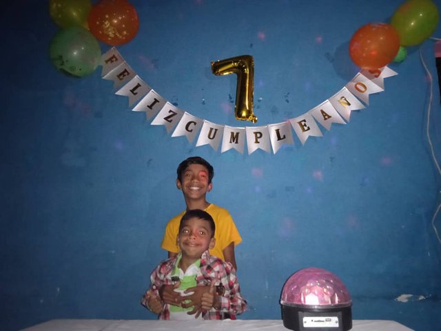 3d4256eb-bf15-4ad7-a0d2-062a81ae30bf.jpg