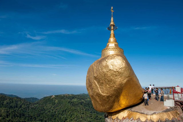 myanmar-golden-rock.jpg