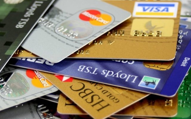 credit-card-benefits-sri-lanka.jpg