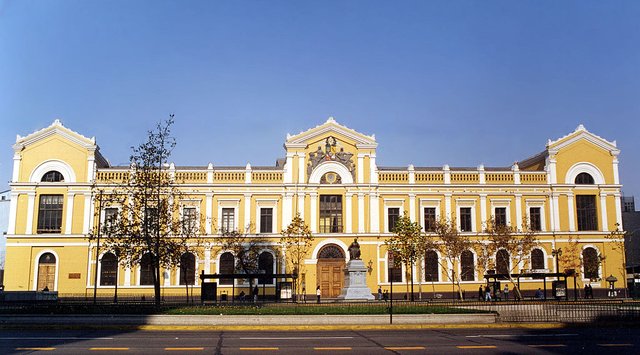 Casa_Central_de_la_Universidad_de_Chile 2.jpg