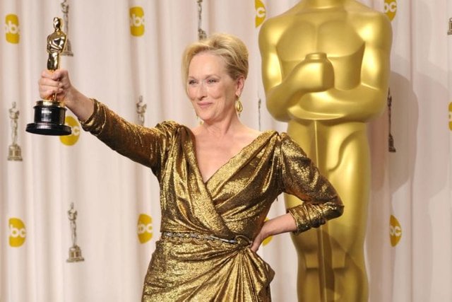 140032742_Meryl-Streep-Iron-e1546529941952-750x500.jpg