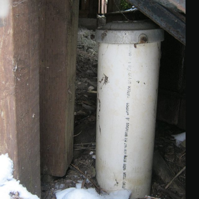 narrow bore well under stairs.JPG