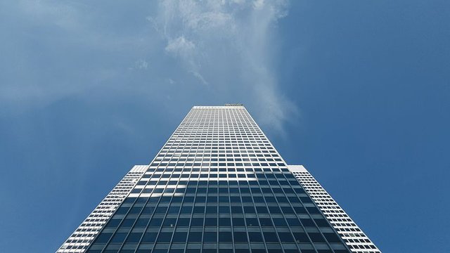 skyscraper-1031581__480.jpg