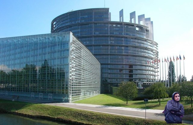 parlement-europeen-strasbourg-1.jpg