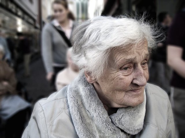 dependent-dementia-woman-old-70578.jpeg