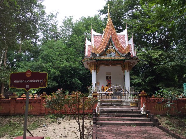 Mueang Kao Chaiburi Forest Park22.jpg