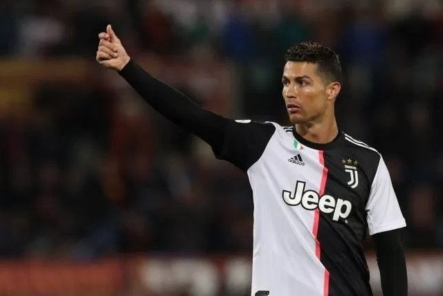 Cr7 Wins Player Of The Year In Third Different Country Steemit