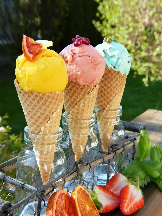 ice-cream-2202561_1280.webp