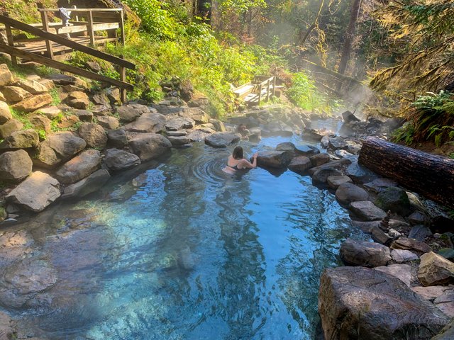 terwilliger-hot-springs-by-melanie-griffin-10-b77881605056b3a_b7788485-5056-b3a8-49e086103fc1ebb5.jpg