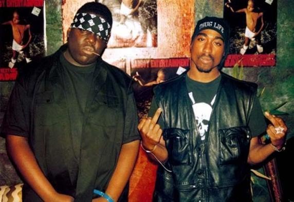 img_mguadilla_20180620-165203_imagenes_md_otras_fuentes_tupac-shakur-notorious-07-03-13-k87H--572x393@MundoDeportivo-Web.jpg