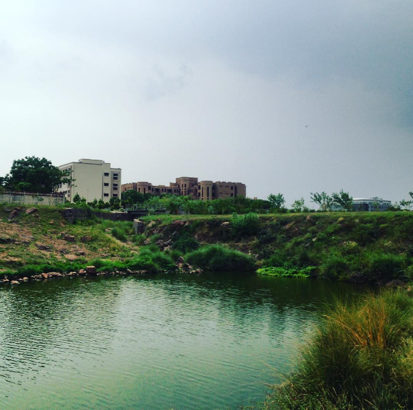 Nust_Lake_,_Islamabad.png